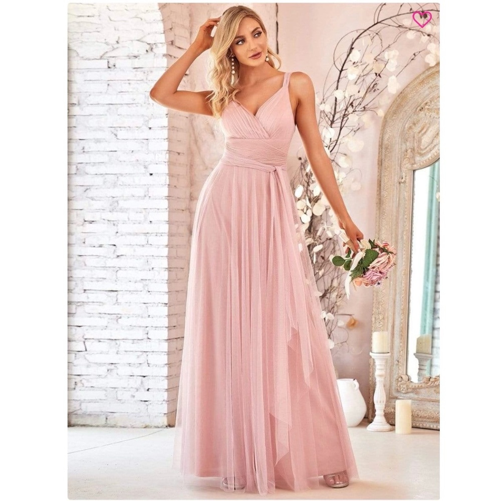 Floor length dress, V-neck, Tulle, Blush pink